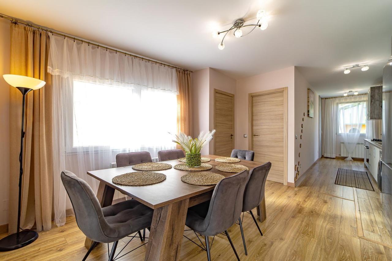 Perla De Malagueta Apartment Malaga Exterior photo